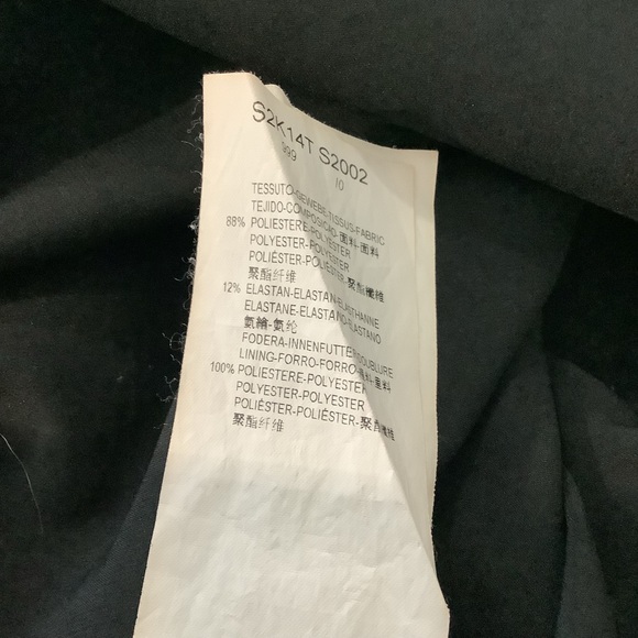 Emporio Armani women’s sleeveless black top v neck size s-m - Picture 6 of 8